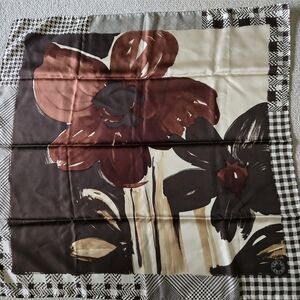 Teo Grimaldi Bold Floral and Houndstooth Patterned Scarf    34" x 34 1/2"